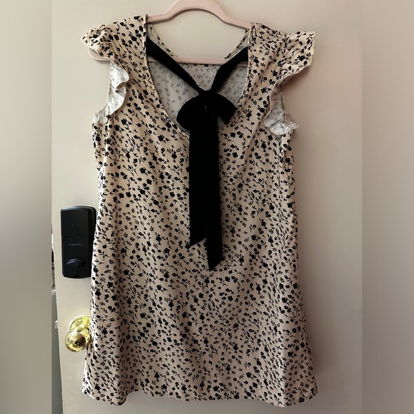 Cream and black floral dress with back tie - Picture 1 of 2